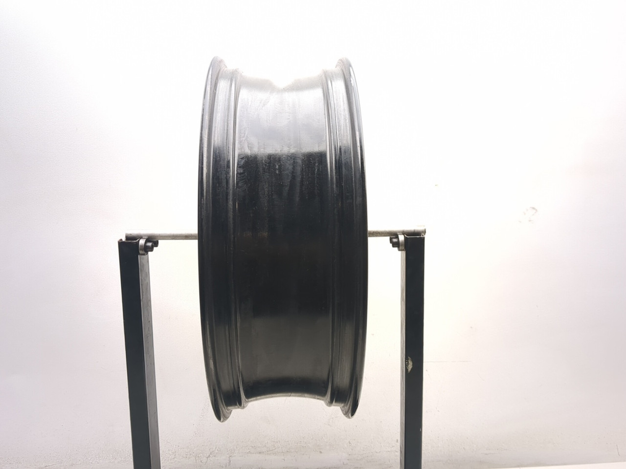 24-26 Kawasaki Ninja ZX-6R ZX600 Rear Wheel Rim 17X5.50 STRAIGHT