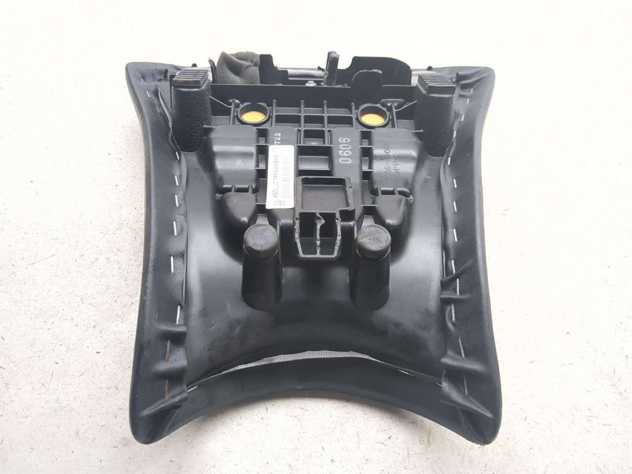 24-26 Kawasaki Ninja ZX-6R ZX600 Front Driver Seat 53066-0606