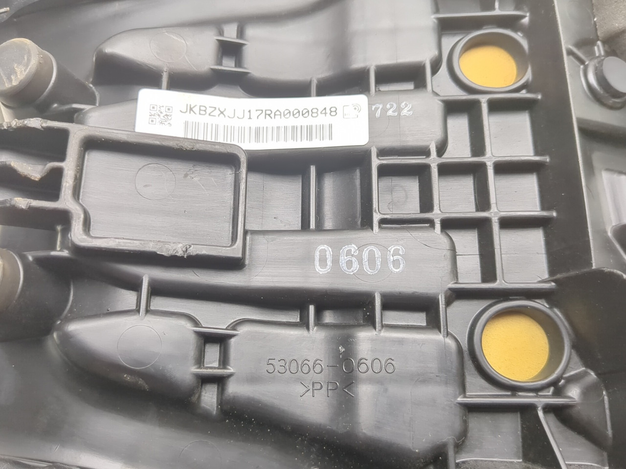 24-26 Kawasaki Ninja ZX-6R ZX600 Front Driver Seat 53066-0606