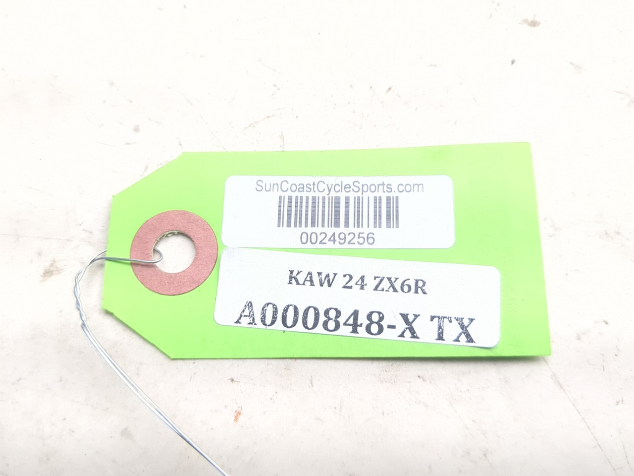 24-26 Kawasaki Ninja ZX-6R ZX600 Front Driver Seat 53066-0606