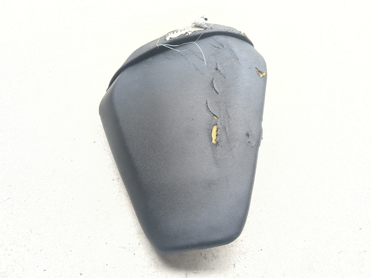 24-26 Kawasaki Ninja ZX-6R ZX600 Rear Passenger Seat 53066-0607
