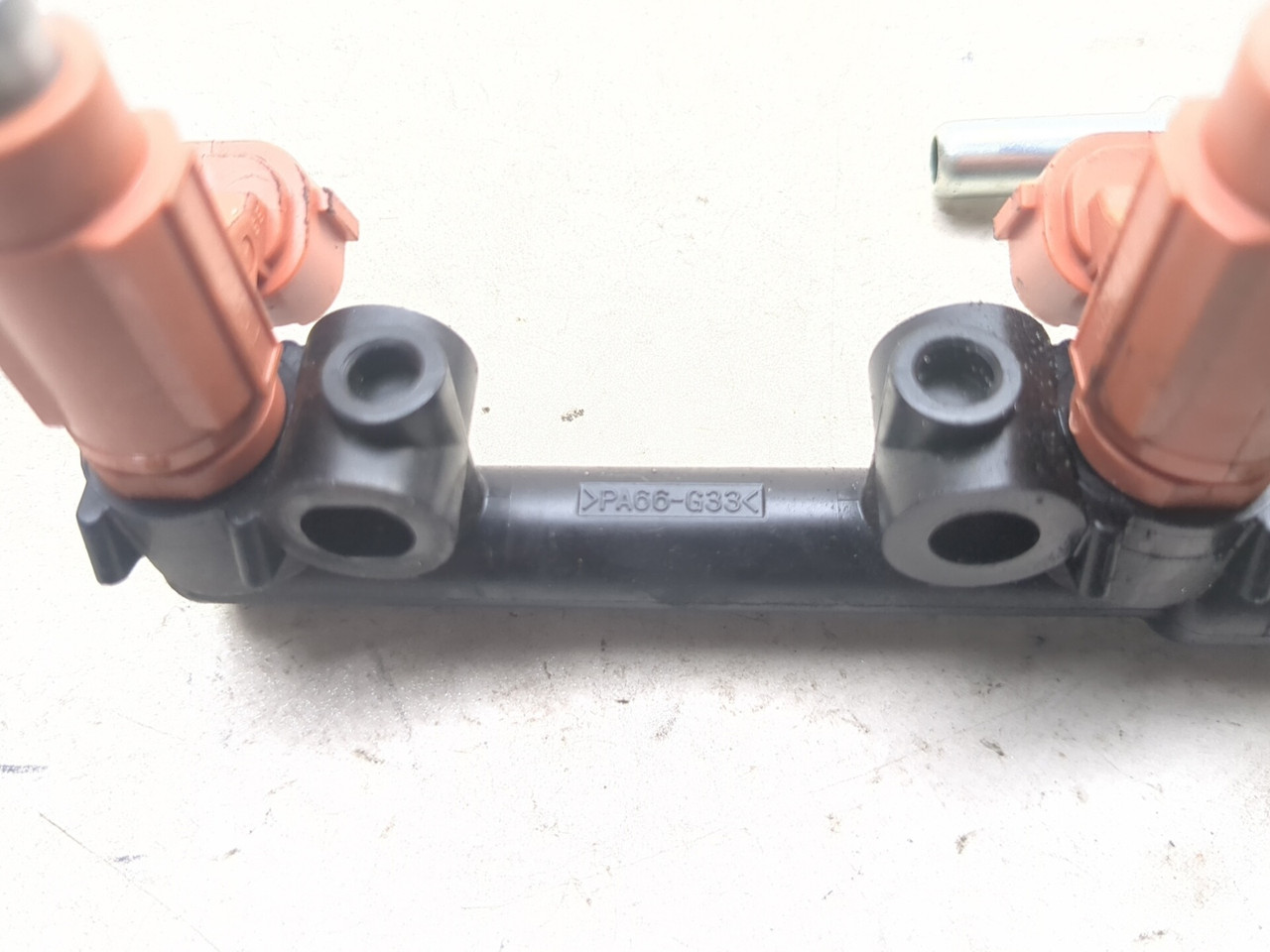 24-26 Kawasaki Ninja ZX-6R ZX600 Fuel Rail Injector Assembly 49033