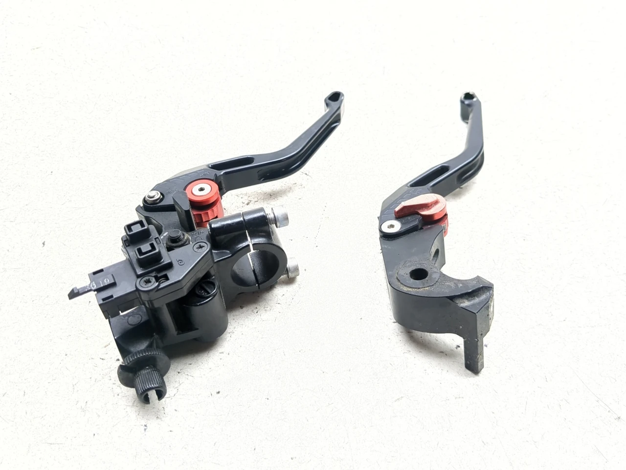 24-26 Kawasaki Ninja ZX-6R ZX600 Womet-Tech Evos Adjustable Shorty