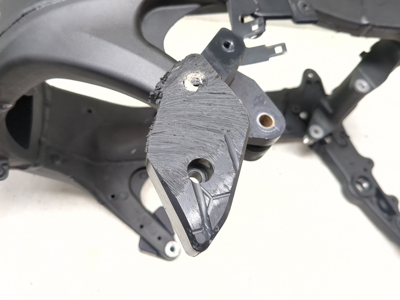 24-26 Kawasaki Ninja ZX-6R ZX600 Main Frame Chassis STRAIGHT CLN