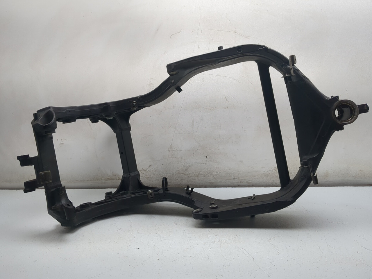 99-07 Honda CBR1100XX Blackbird CBR 1100 Main Frame Chassis