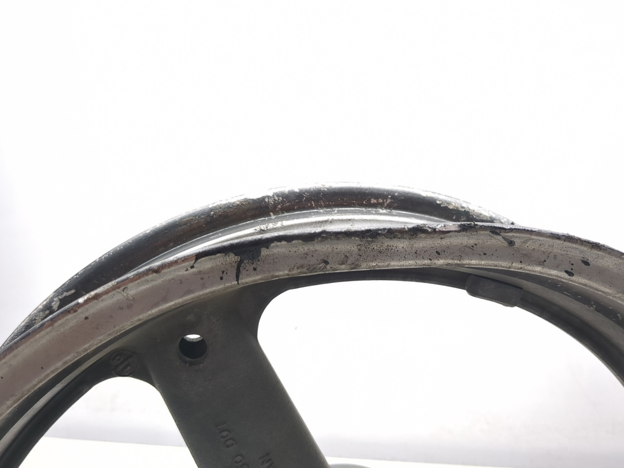 99-07 Suzuki Hayabusa GSX1300R Front Wheel Rim 17X3.50 - Sun Coast