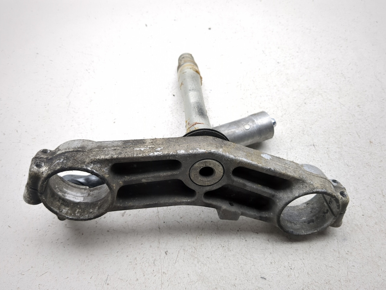 99-07 Suzuki Hayabusa GSX1300R Lower Triple Tree Steering Damper