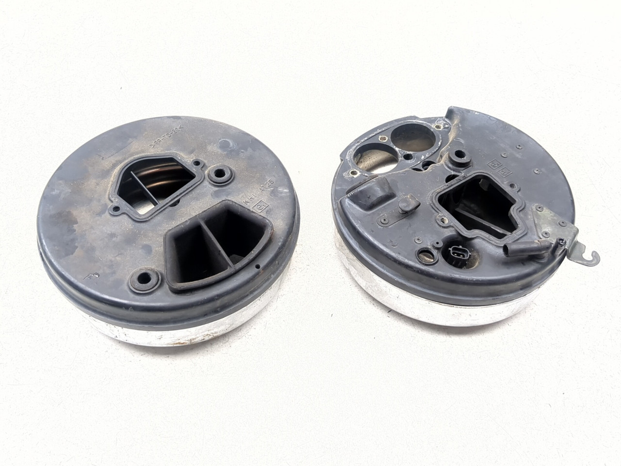 05-08 Kawasaki VN1600 Vulcan Nomad Left Right Air Cleaner Housing