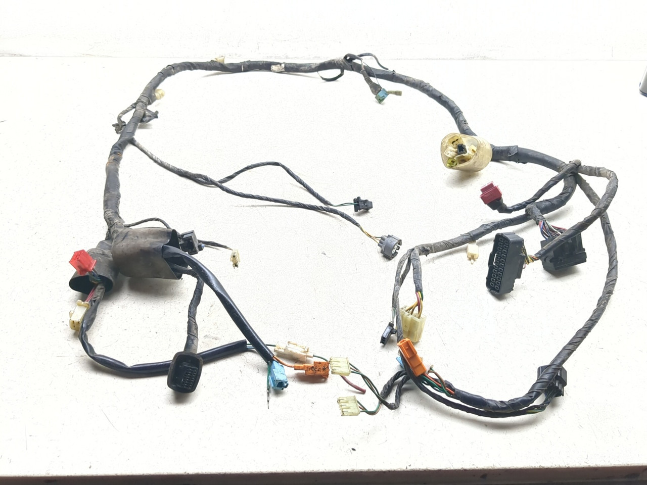 に 01-05 Honda Super Hawk VTR1000F Main Wiring Harness - Sun Coast