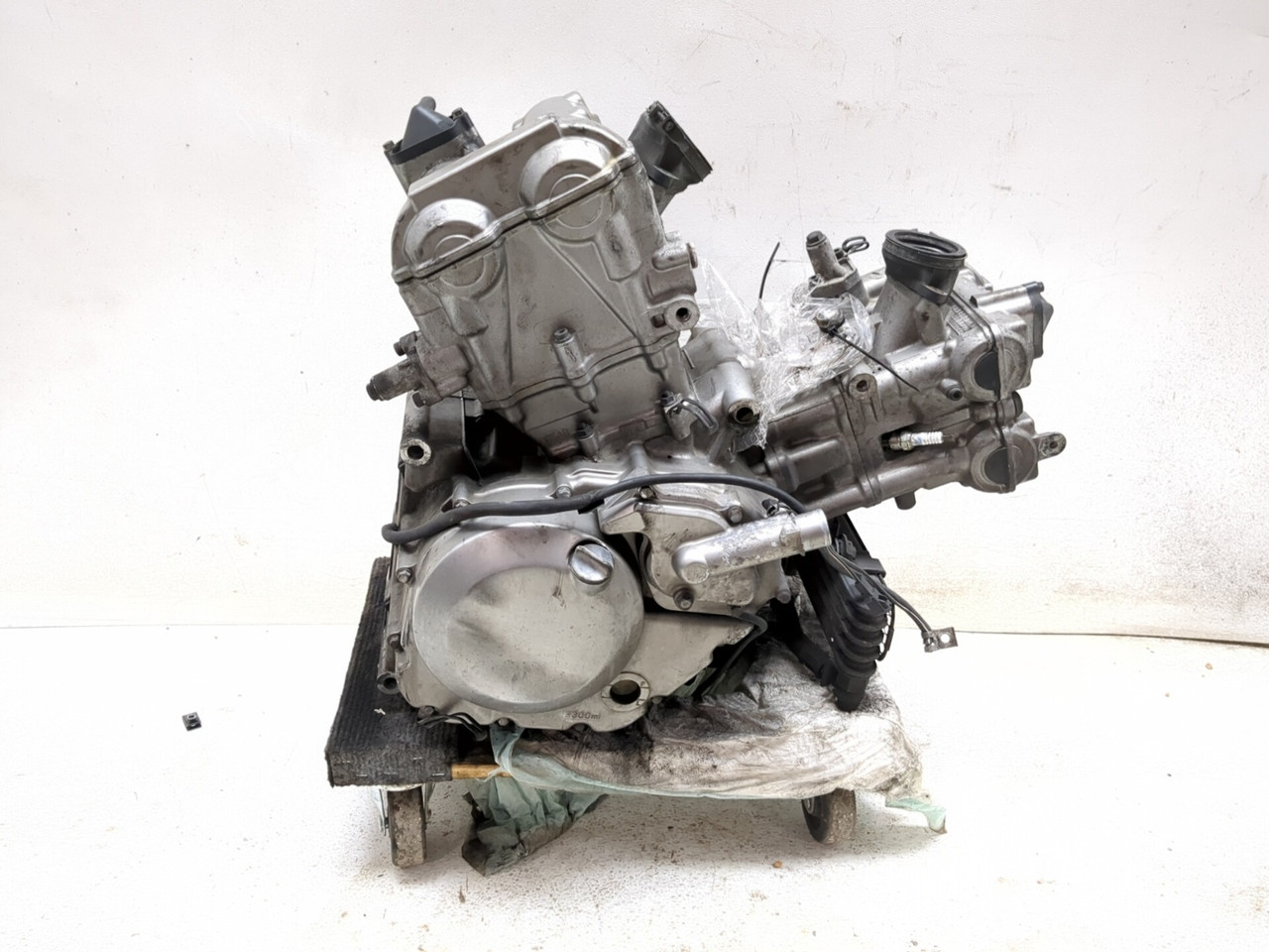04-11 Suzuki V Strom DL650 Engine Motor GUARANTEED 10008-27880