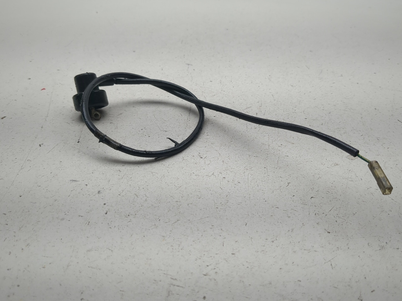 11-25 Suzuki GSXR 600 750 Oil Pressure Switch Lead Wire 36851