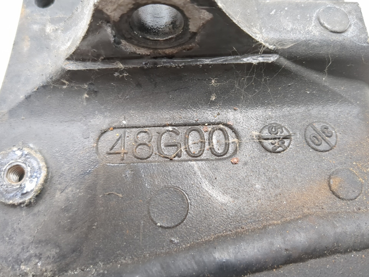 06-25 Suzuki VZR1800 M109R Boulevard Rear Swingarm 61100-48G01-019