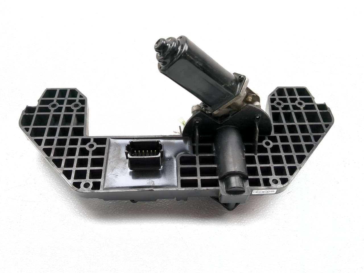 12-19 Can Am Spyder Roadster RT Front Windshield Motor Bracket