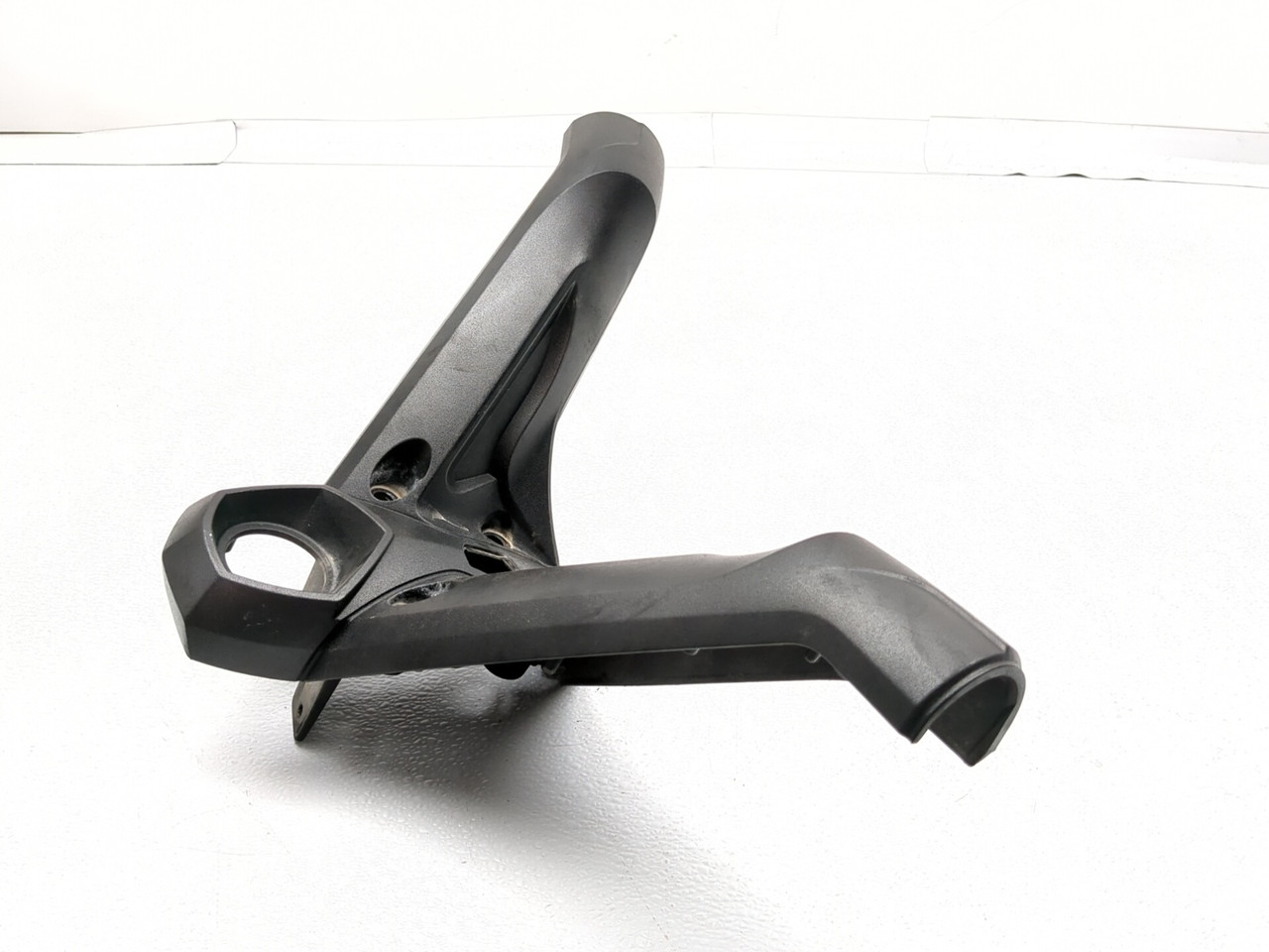 12-19 Can-Am Spyder Roadster RT Front Handlebar Central Cover