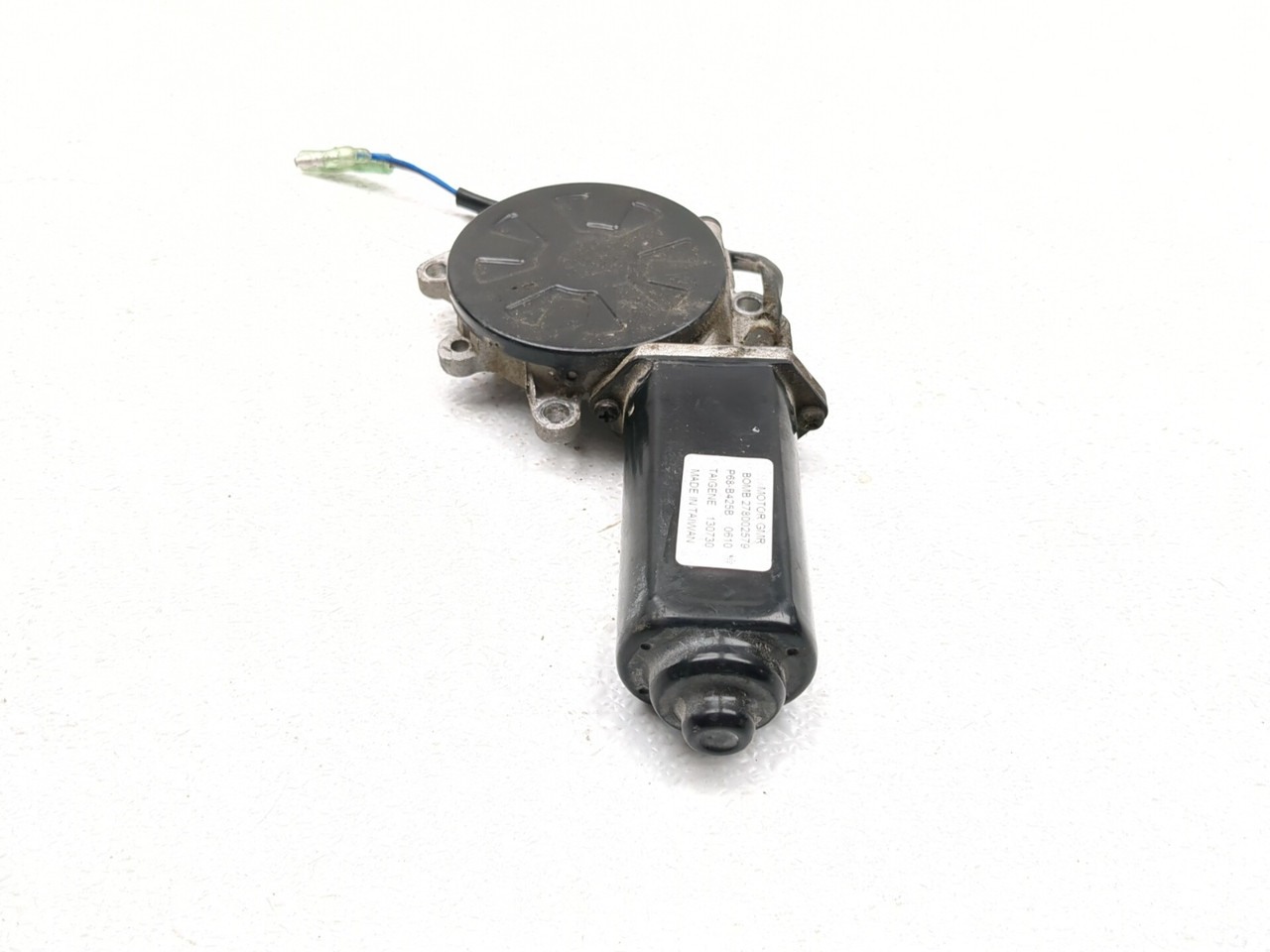 12-19 Can-Am Spyder Roadster RT Front Windshield Adjuster Motor