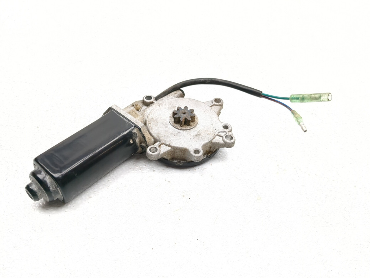 12-19 Can-Am Spyder Roadster RT Front Windshield Adjuster Motor