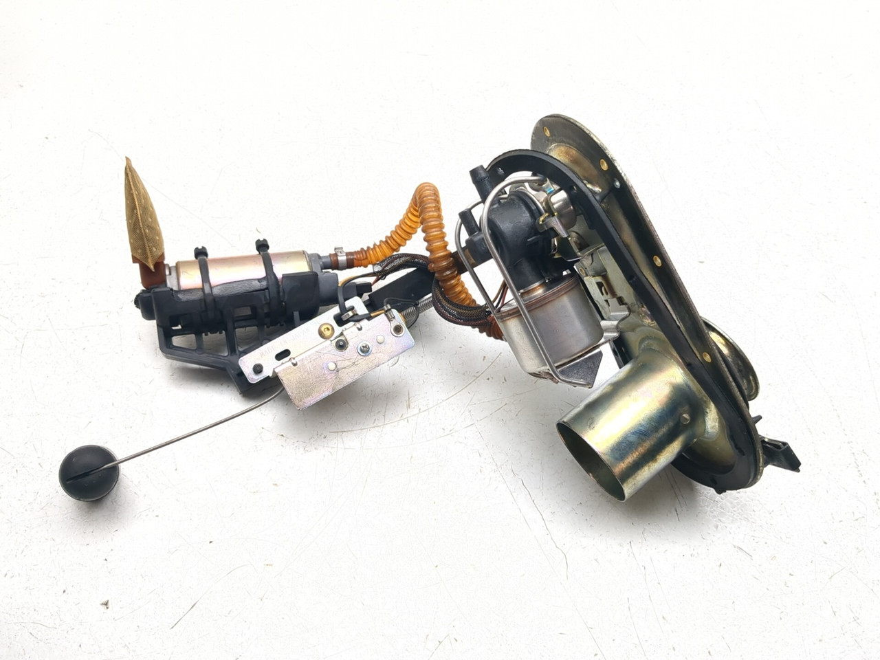 07-08 Harley-Davidson Road Glide FLTR Fuel Pump Assembly 75126-06A