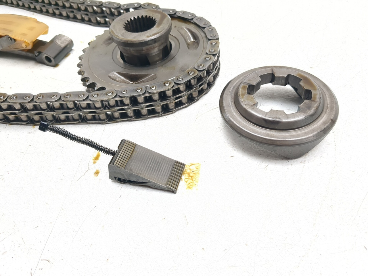 2007Harley Davidson FLTRiの純正カウル 07-08 Harley-Davidson Road Glide FLTR Primary Drive Assembly 40037