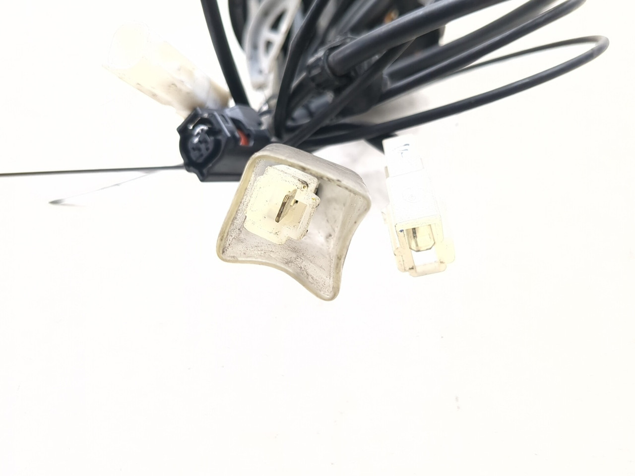 17-22 Yamaha XMAX 300 CZD300 Main Switch Assembly no Key B74-H2501
