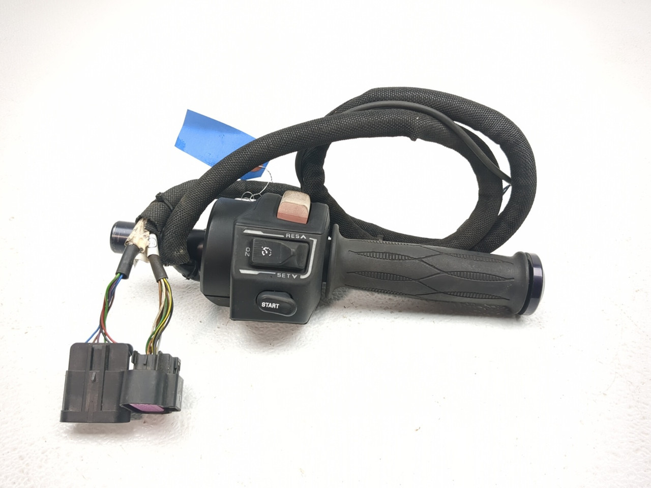 16-26 Can-Am Spyder F3-T SE6 Front Right Handlebar Switch Assembly