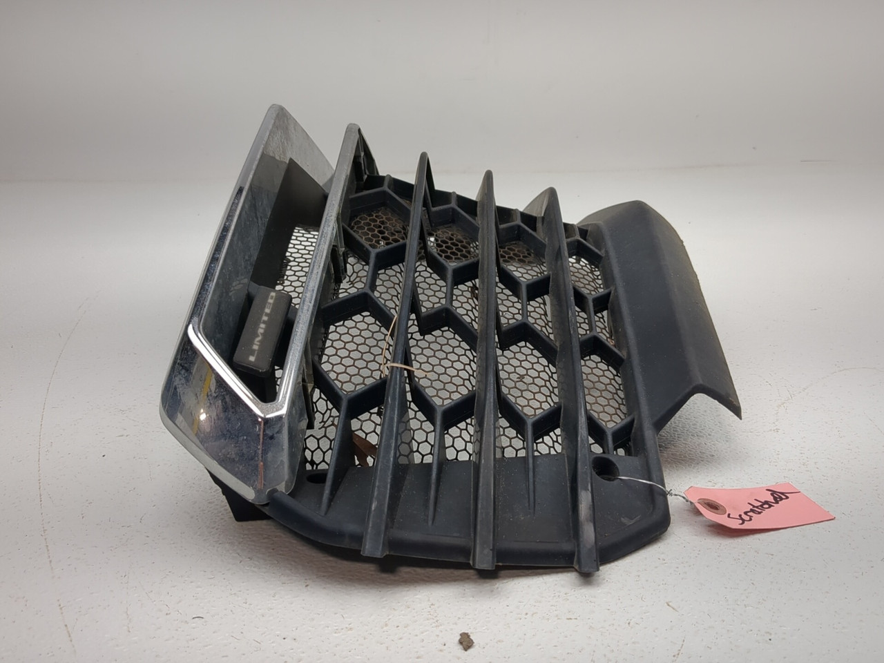 16-26 Can-Am Spyder F3-T SE6 Front Grill Cover Panel 708200404