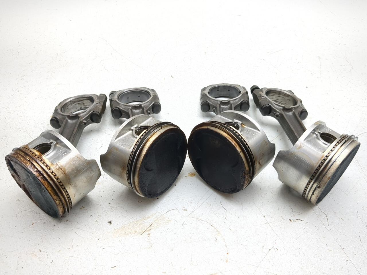 83-86 Honda V65 Magna VF1100C Piston Connecting Rod Set 13101-MB4