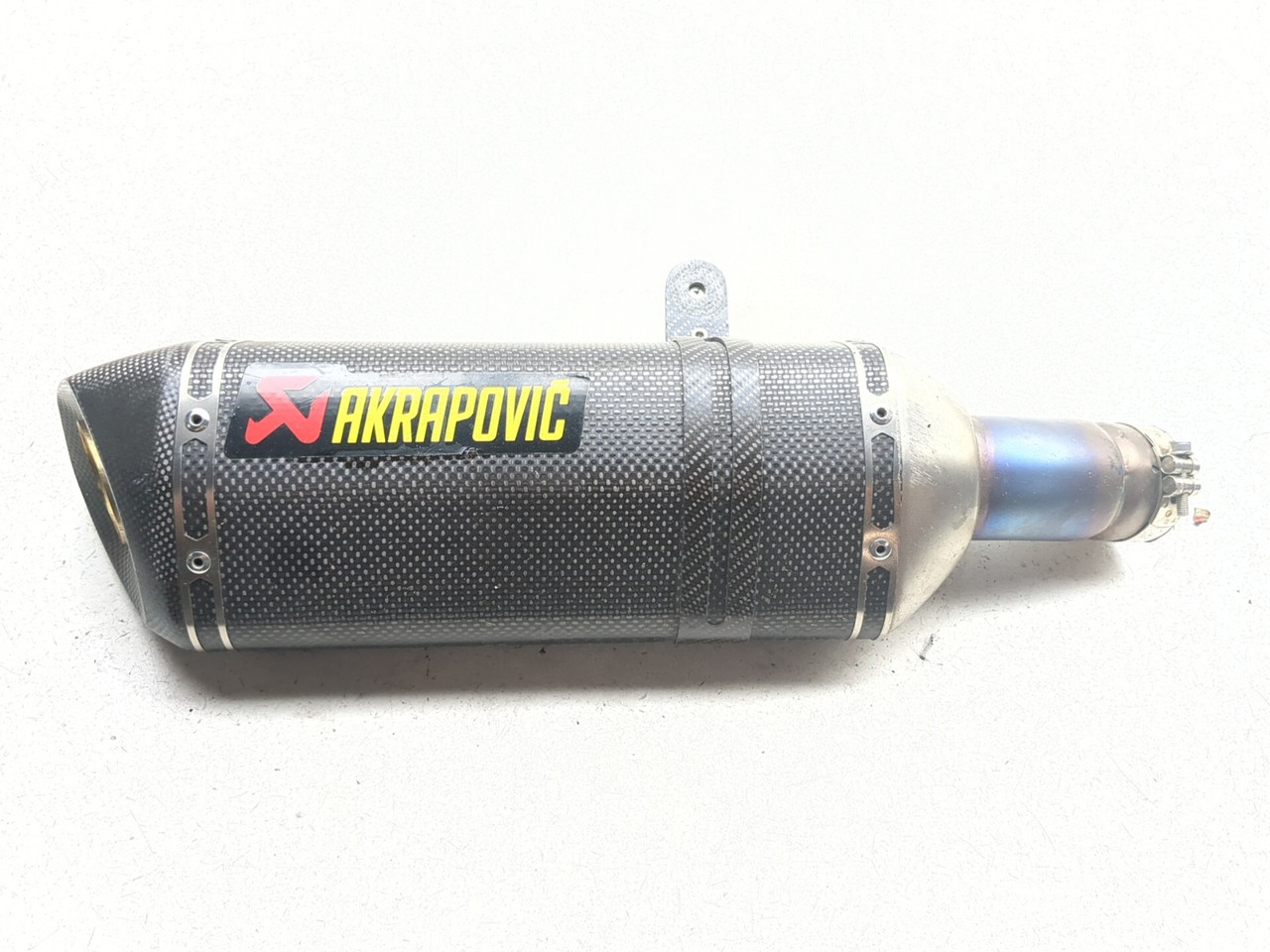 09-16 Suzuki GSXR 1000 Rear Right Akrapovic Hexagonal Carbon Fiber