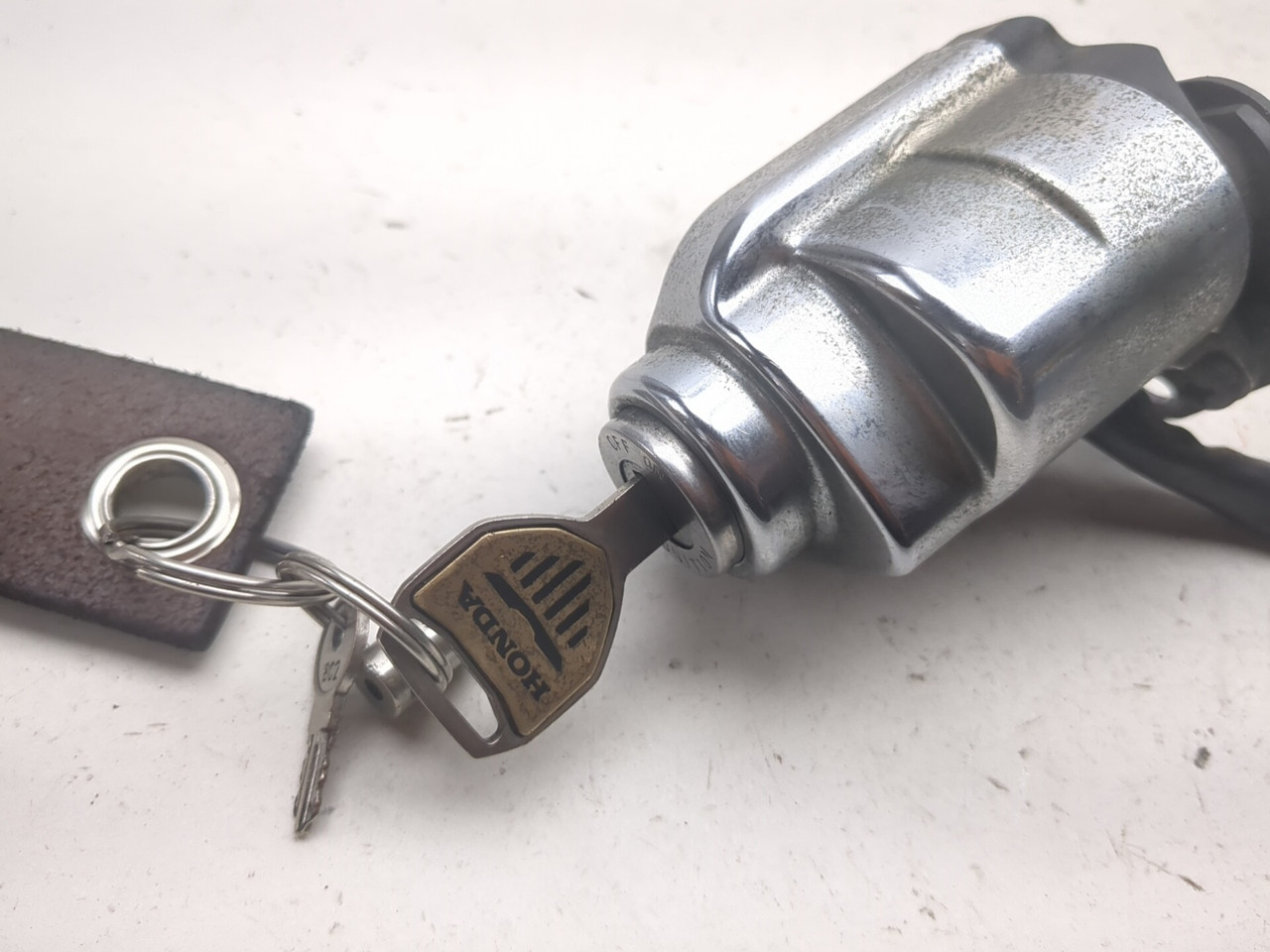 02-04 Honda VTX1800 C Front Ignition Switch Fuel Cap with Key Set