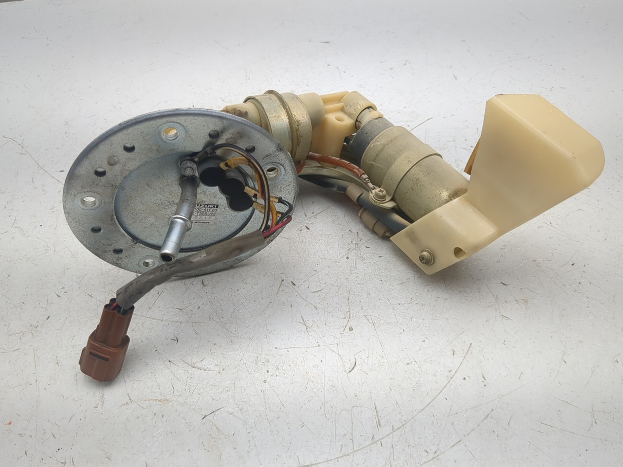 05-09 Suzuki Boulevard C50 VL800 Fuel Pump Assembly 15100-41F20