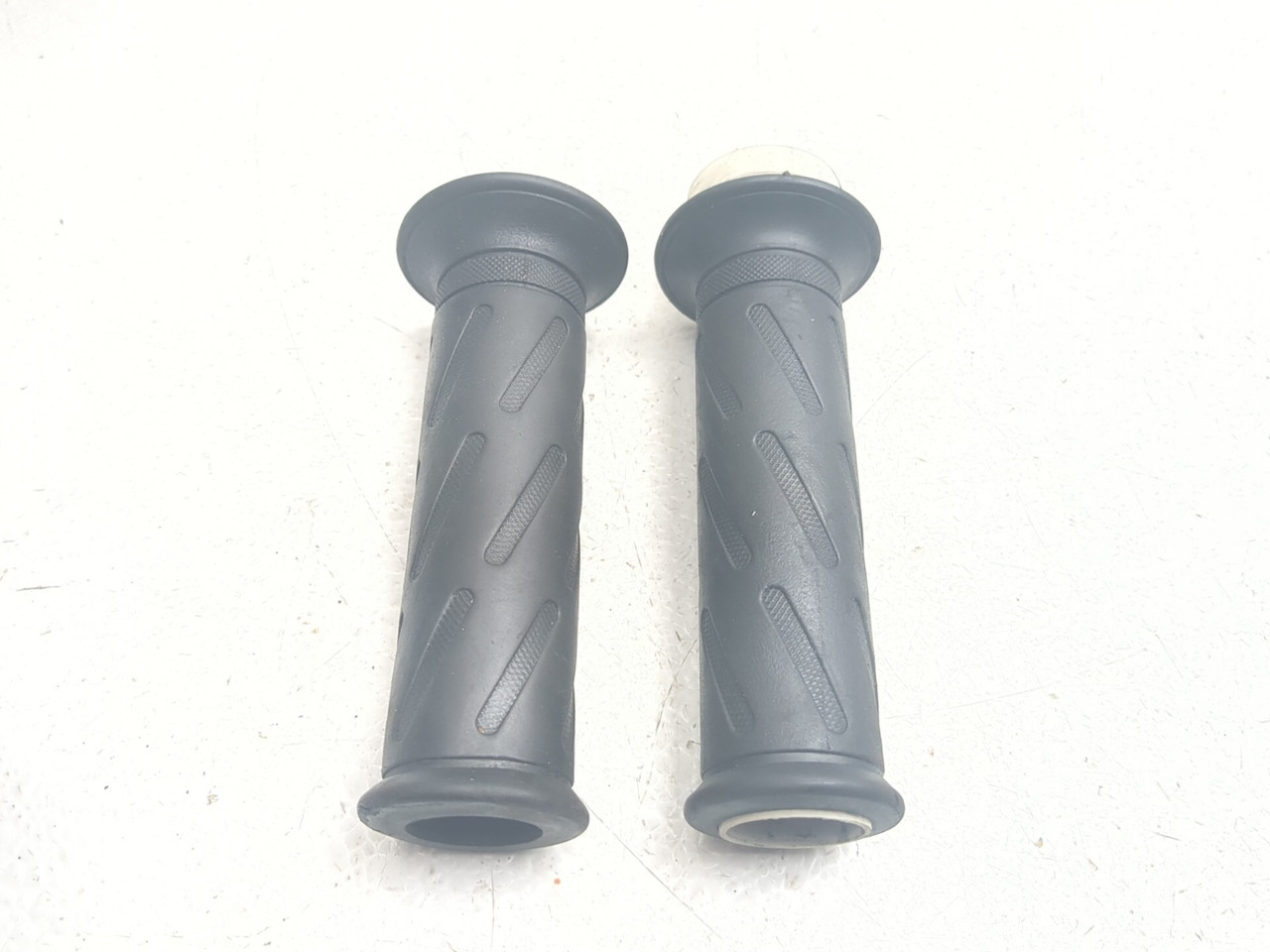 99-02 Suzuki SV650 Left Right Handlebar Grip Set - Sun Coast Cycle
