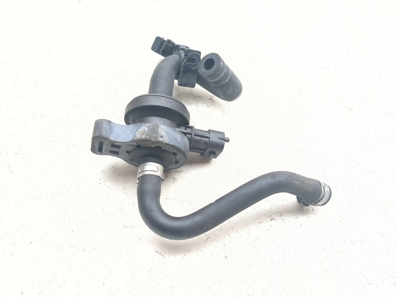 17-26 Vespa Sprint 150 Canister Purge Valve 280142539 - Sun Coast