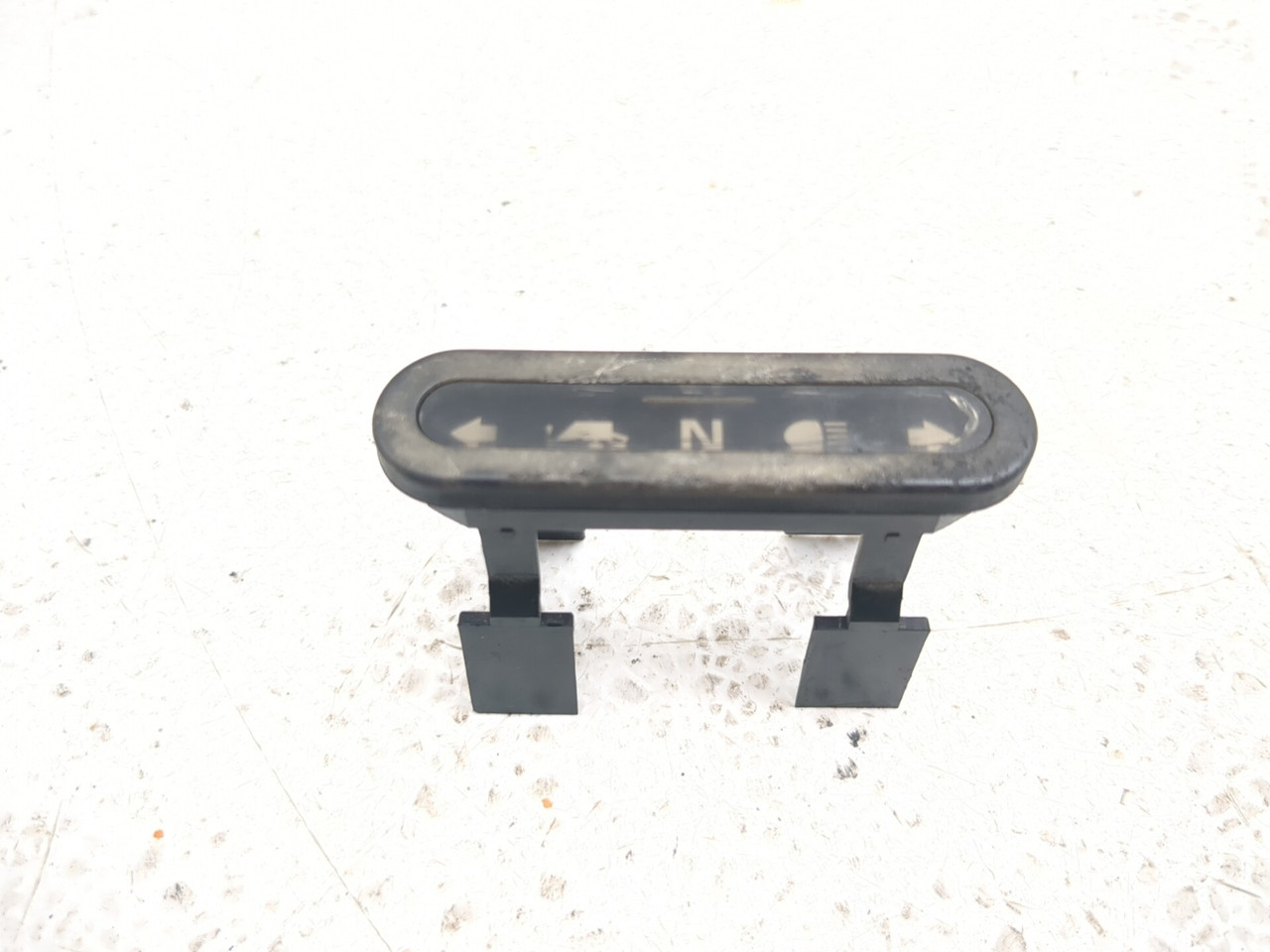09-13 Harley-Davidson Road Glide FLTR Front Indicator Lamp Bezel