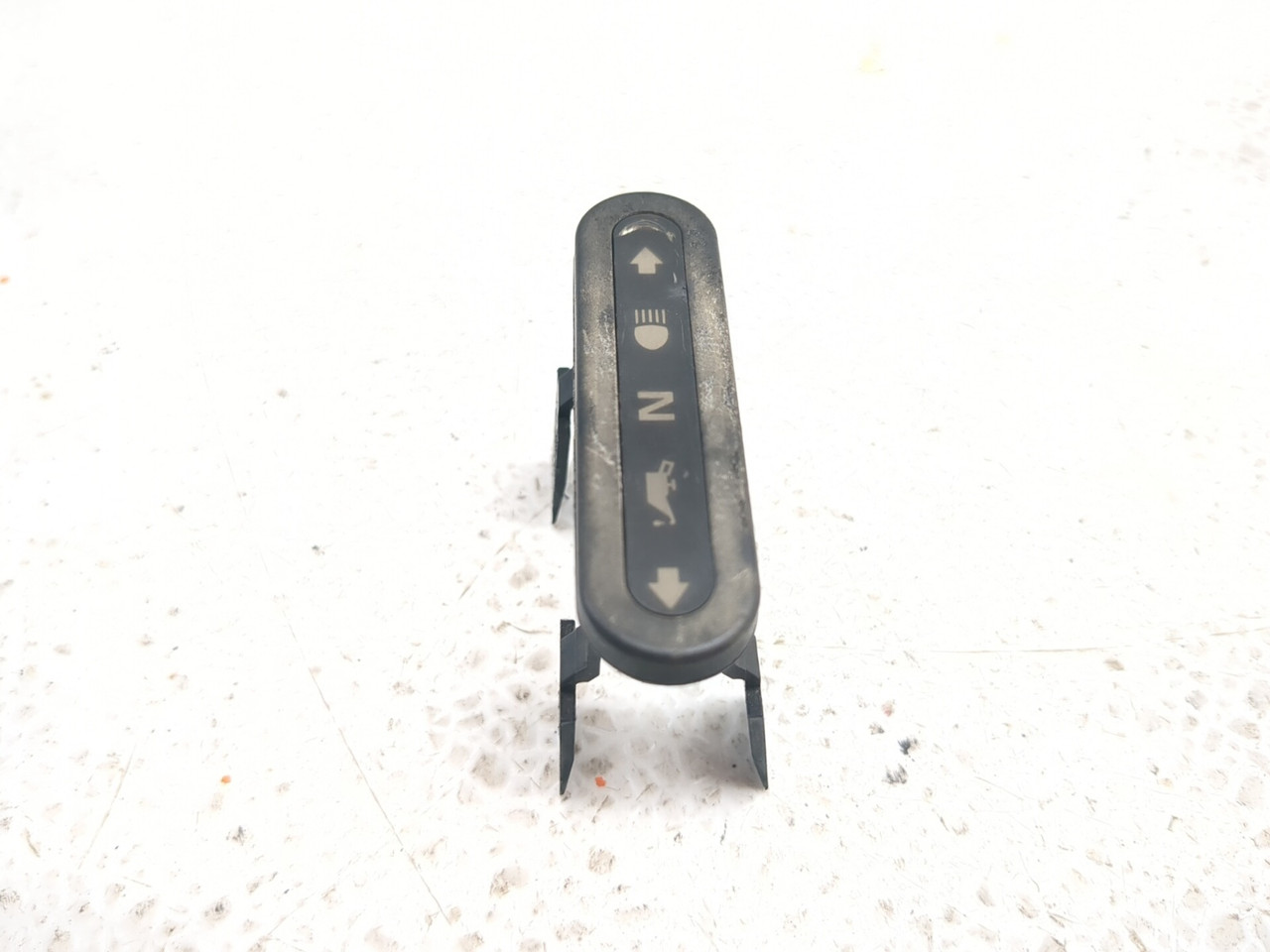 09-13 Harley-Davidson Road Glide FLTR Front Indicator Lamp Bezel