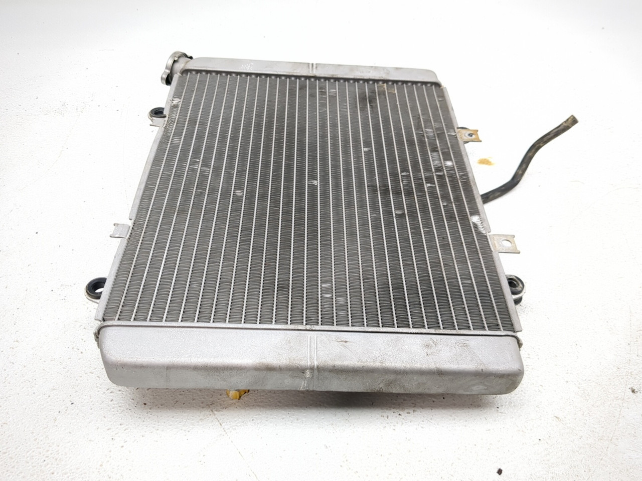 09-13 Kawasaki Mule 4010 4X4 Diesel KAF950 Radiator 39061-0205