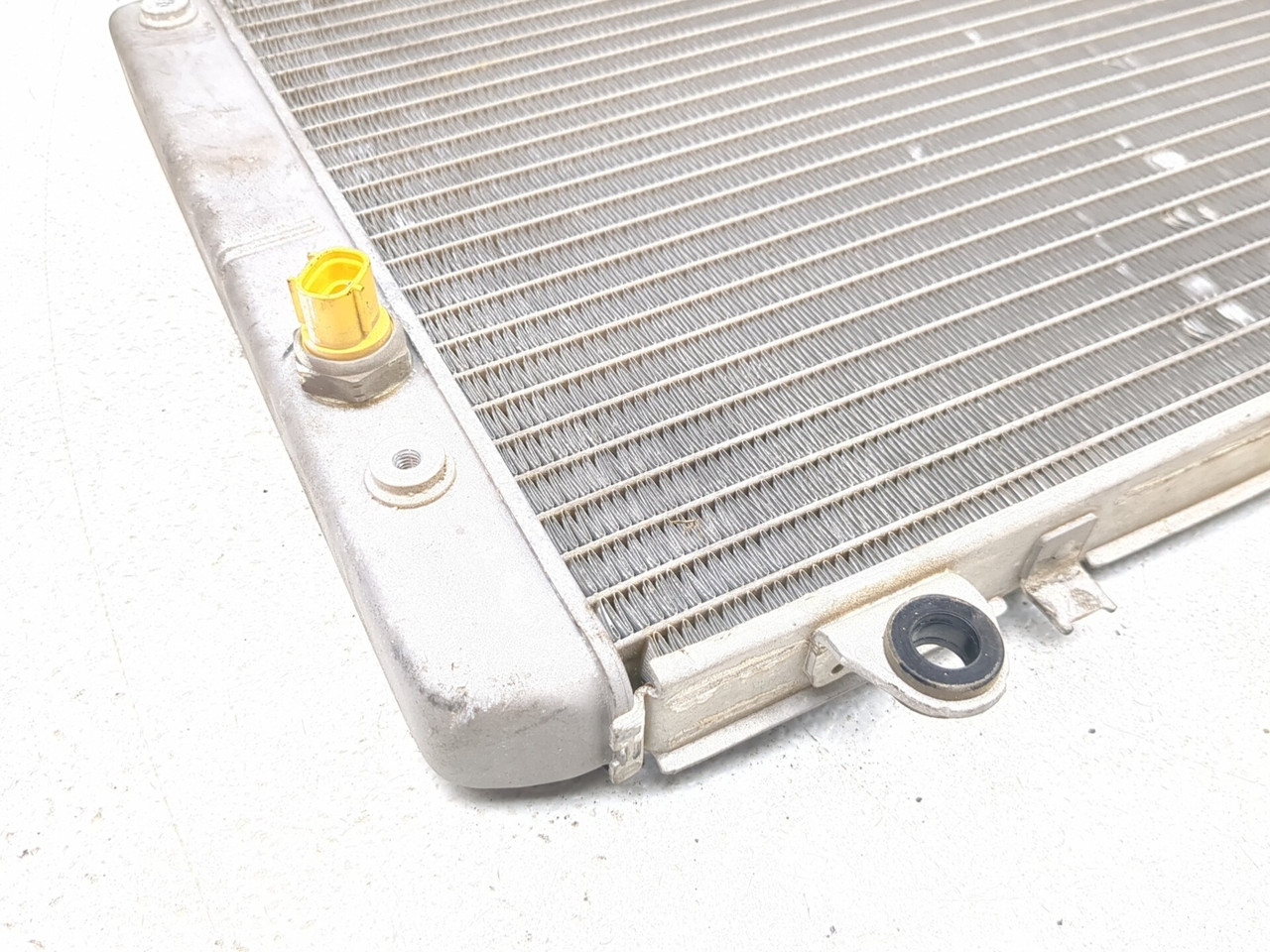 09-13 Kawasaki Mule 4010 4X4 Diesel KAF950 Radiator 39061-0205