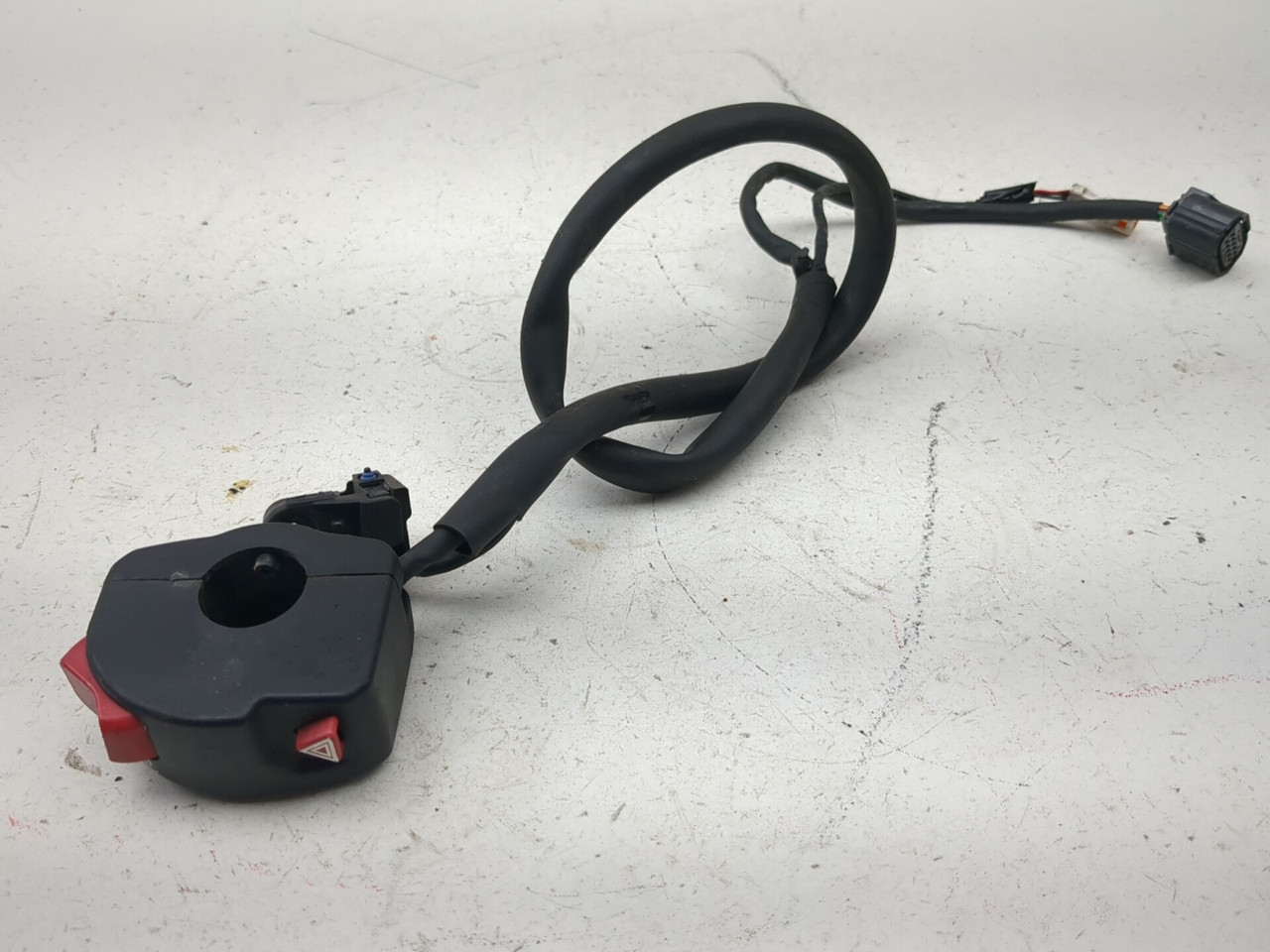 21-24 Triumph Street Twin Front Right Handlebar Switch Assembly