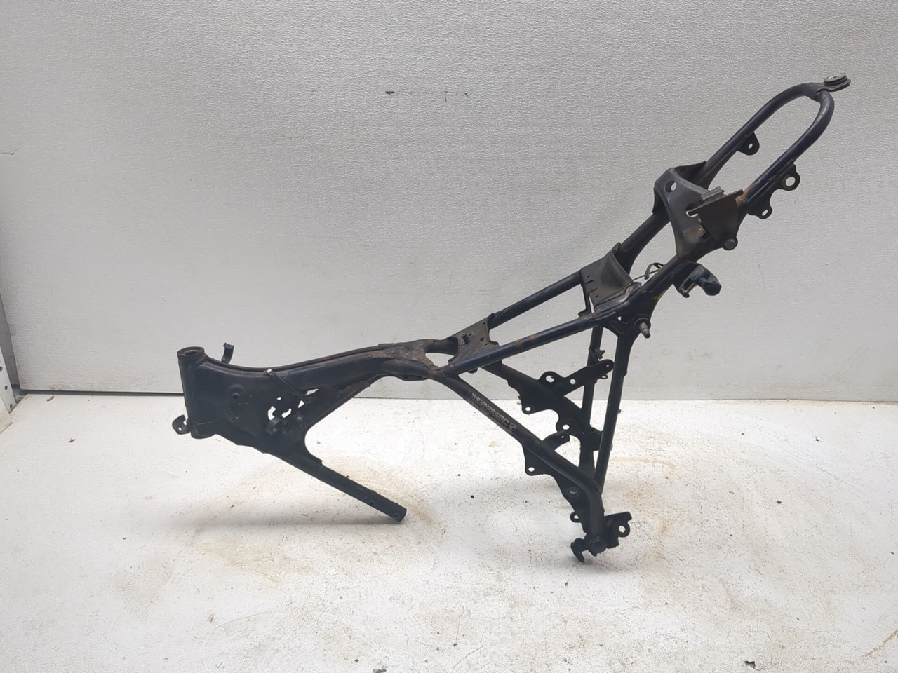 79-83 Honda XL185 XL185S Main Frame Chassis STRAIGHT SLVG