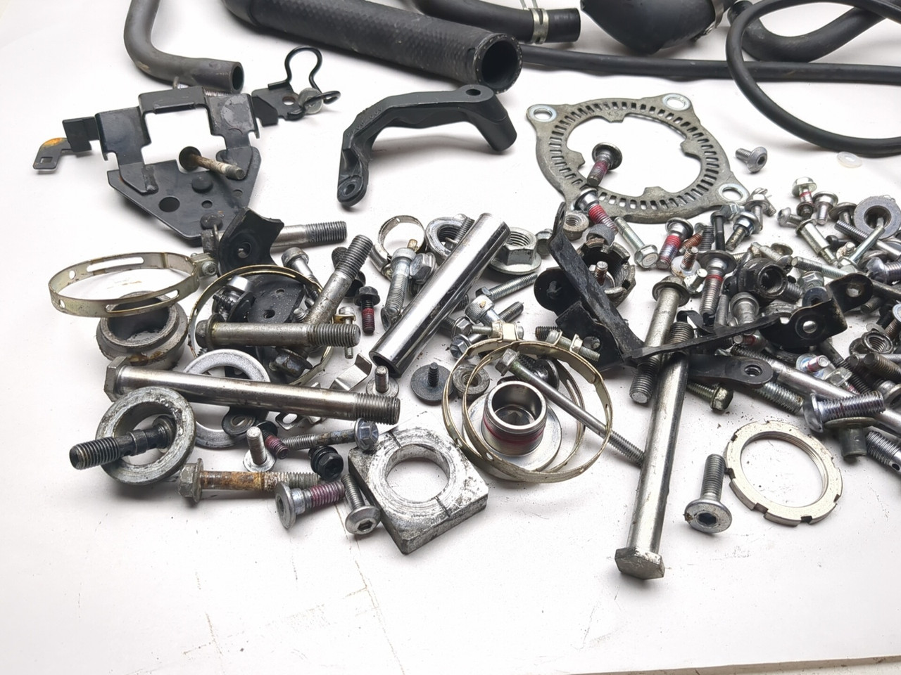 19-23 Kawasaki Ninja ZX6R ZX636K Bolt Nut Screw Hose Axle Cush