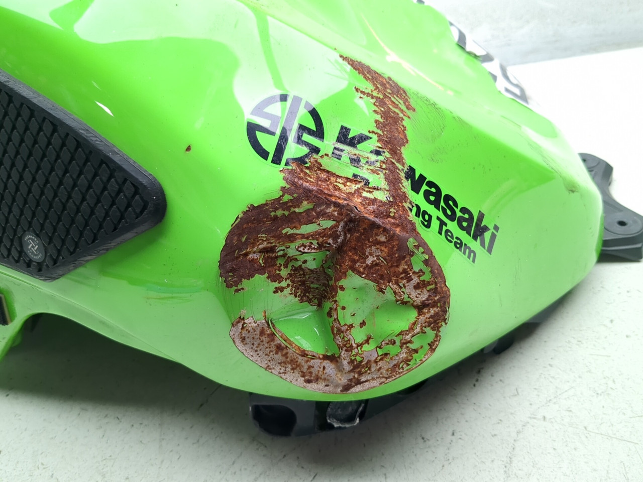 19-23 Kawasaki Ninja ZX6R ZX636K Fuel Tank Gas Petrol 51092-5217