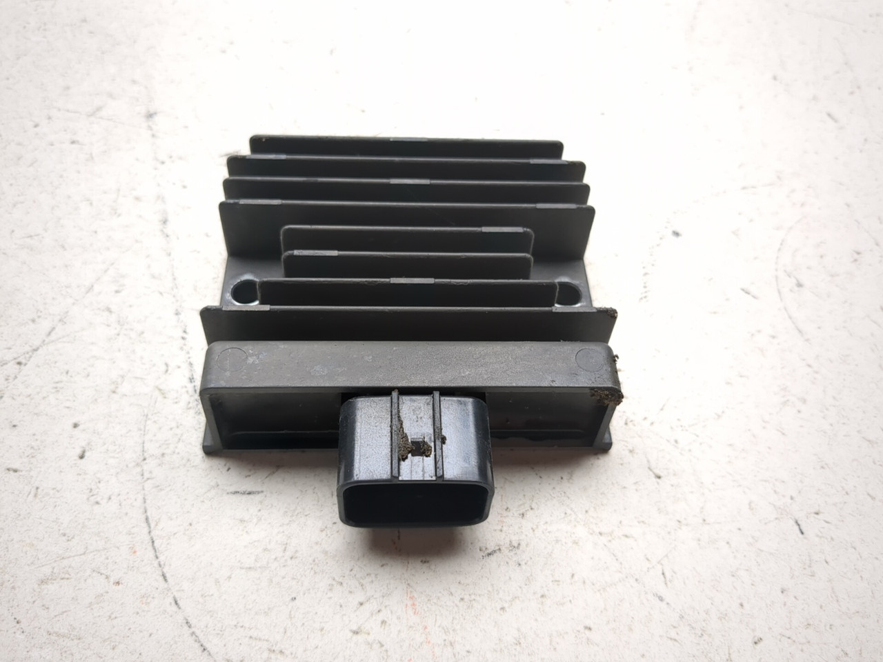 19-23 Kawasaki Ninja ZX6R ZX636K Voltage Regulator Rectifier 21066