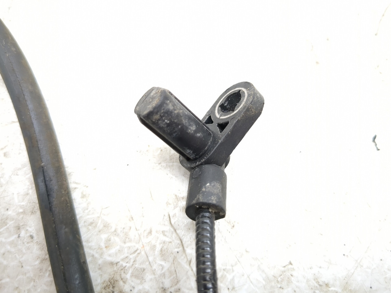 18-26 Kawasaki Ninja 400 EX400 Rear ABS Wheel Speed Sensor 21176