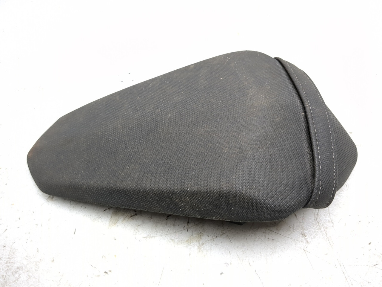 18-26 Kawasaki Ninja 400 EX400 Rear Passenger Seat 53066-0613