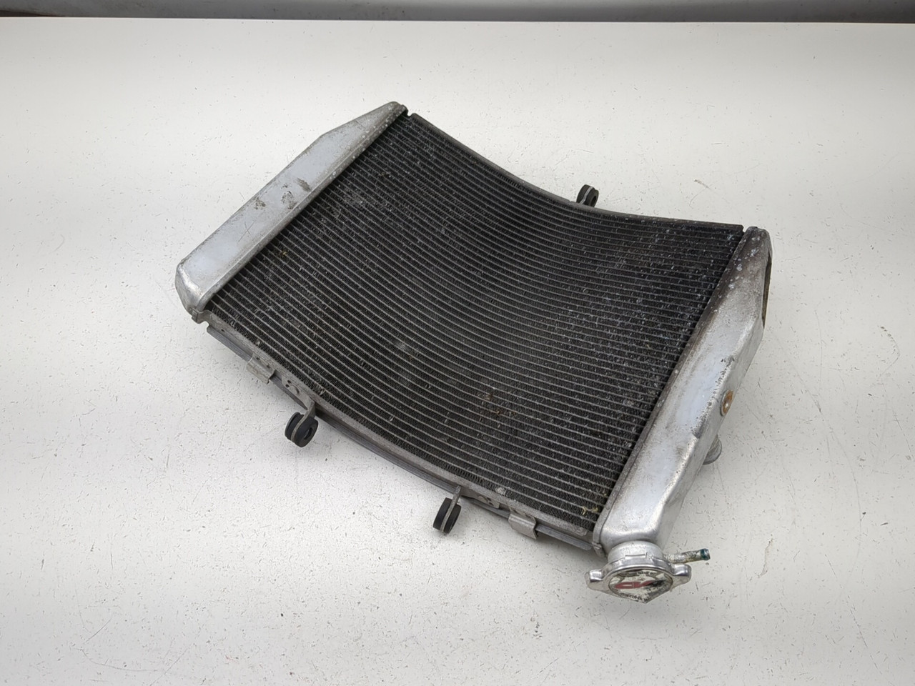 13-18 Kawasaki ZX 636 ZX6R Front Radiator Cooler 39061-0583 - Sun