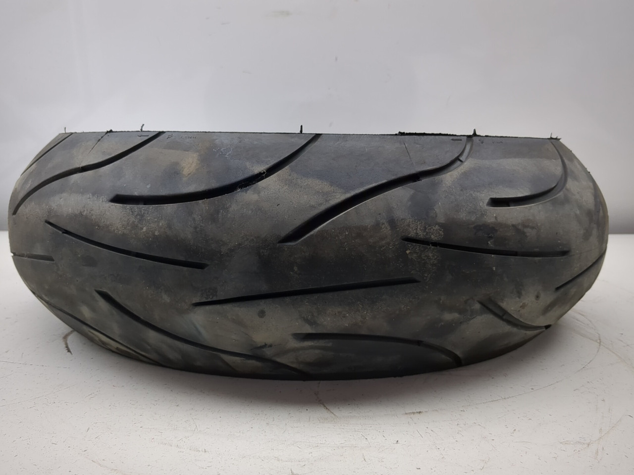 Michelin Radial Pilot Power 180/55ZR17 Tire DOT 4024 Rear - Sun