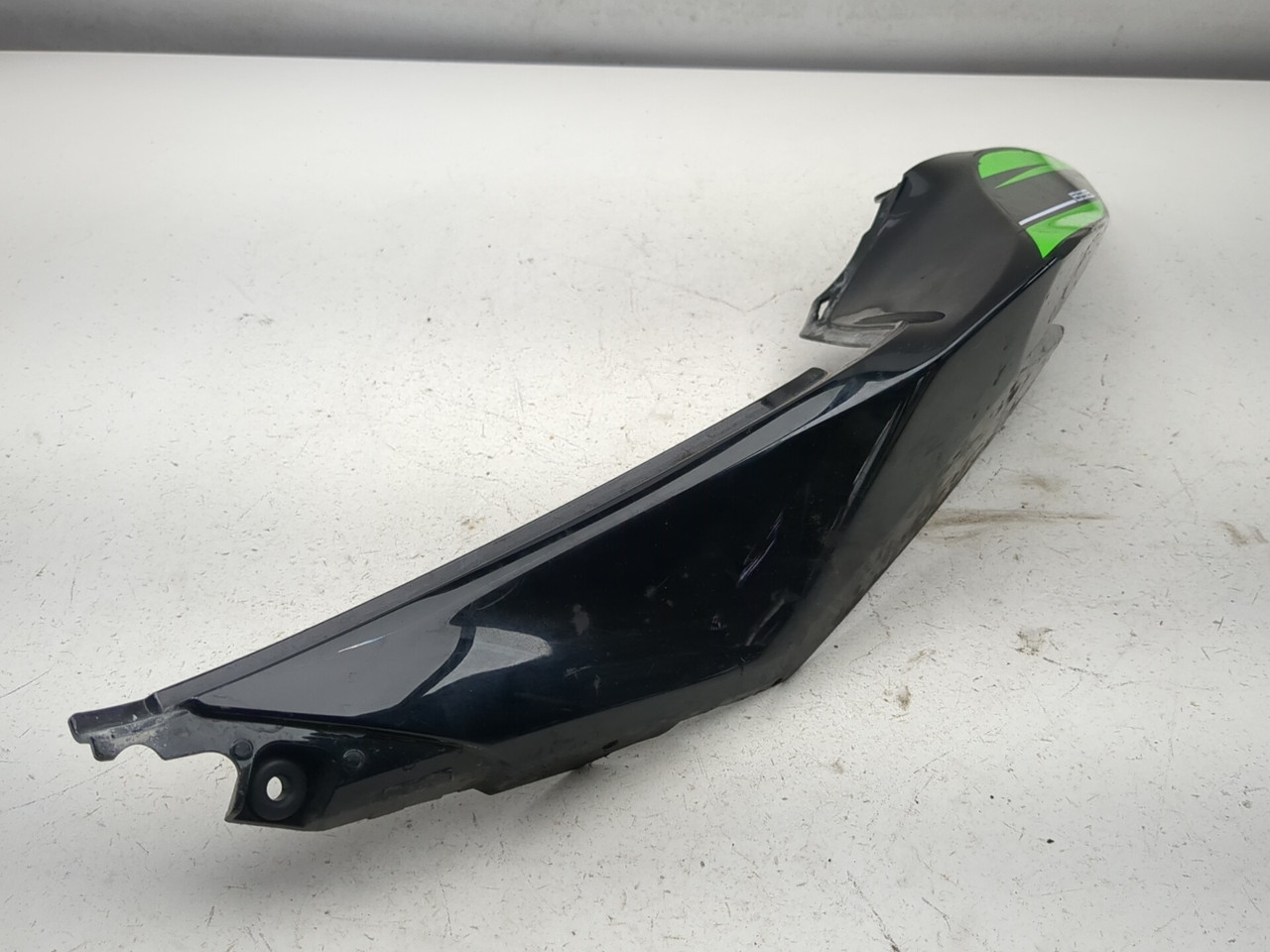 13-18 Kawasaki ZX 636 ZX6R Left Tail Fairing Cowl 36040-0133 - Sun
