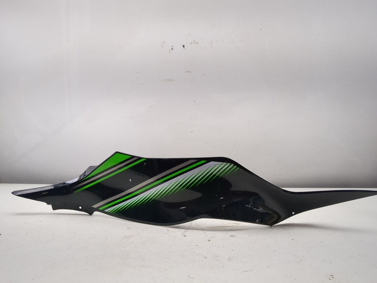 13-18 Kawasaki ZX 636 ZX6R Left Side Cover Fairing 36001-0594