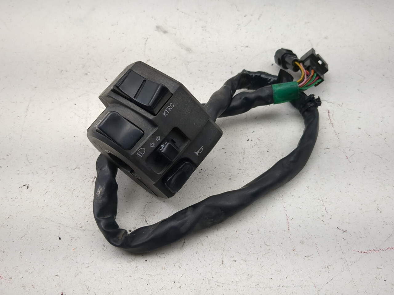 13-18 Kawasaki ZX 636 ZX6R Front Left Handlebar Switch - Sun Coast