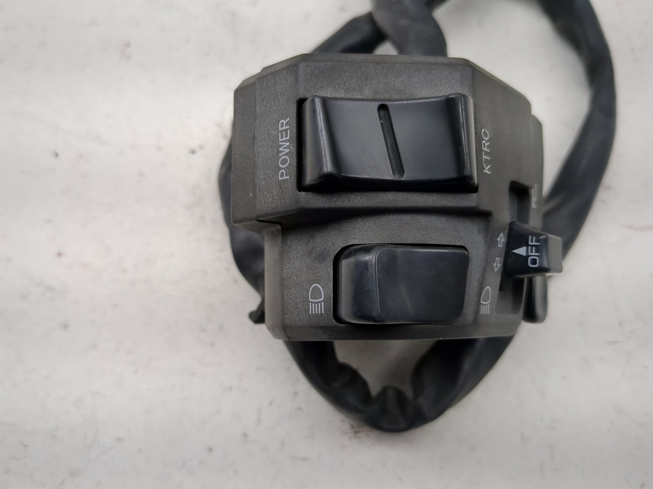 13-18 Kawasaki ZX 636 ZX6R Front Left Handlebar Switch - Sun Coast