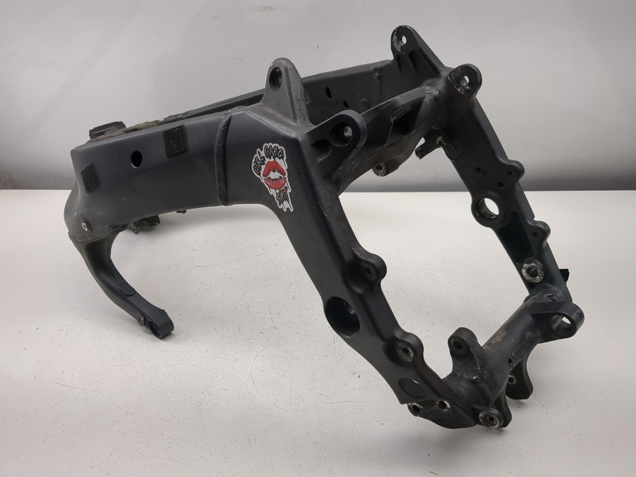 ☺︎　order frame 13-18 Kawasaki ZX 636 ZX6R Main Frame Chassis STRAIGHT SLVG - Sun