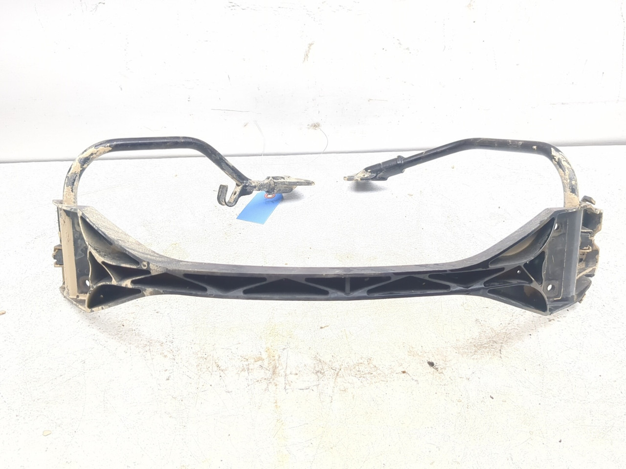 10-13 Can-Am Spyder RT-S SE5 Front Right Fender Support 705003470